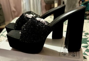 Zapatillas Negras Con Piedras De Brillo #8