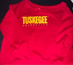 Tuskegee University Sweater Women’s Size Medium Red / Gold HBCU Golden Tigers Designer Stitched New purchased on College Visit