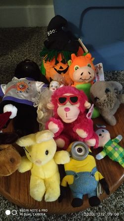 Kids stuffed toys mostly with tags