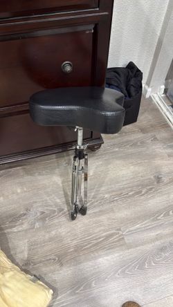 Drum throne