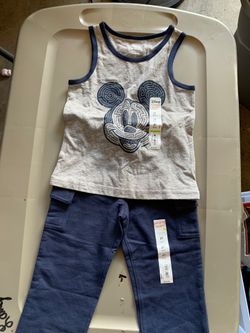 New size 2 t shirt and pants