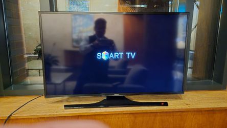 Samsung Smart TV Flat Screen 40"