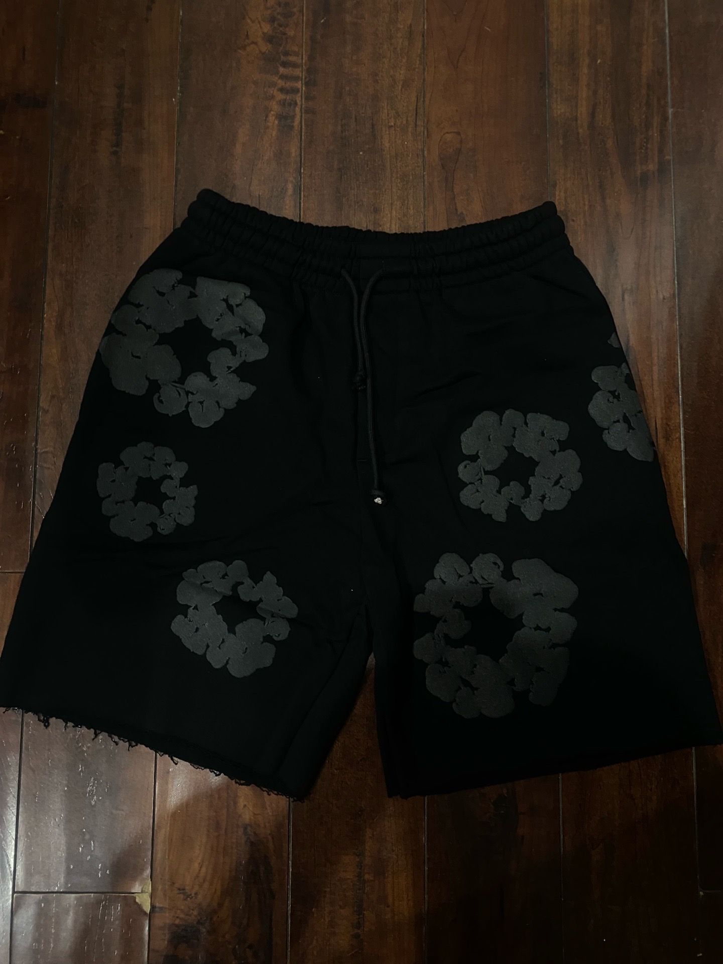 DNT SHORTS
