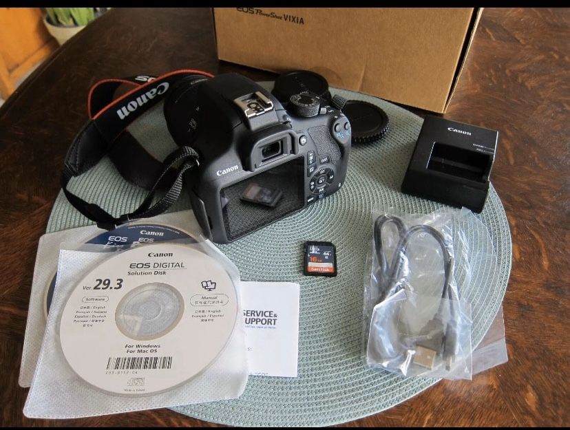 Canon EOS Rebel T5 / EOS 1200D 18.0MP Digital SLR Camera