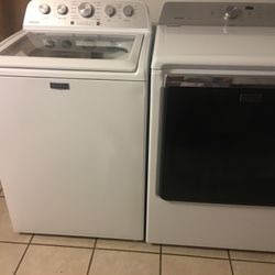 Maytag Washer And Electric Dryer Set $400