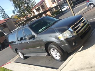 Ford Expedition EL XL