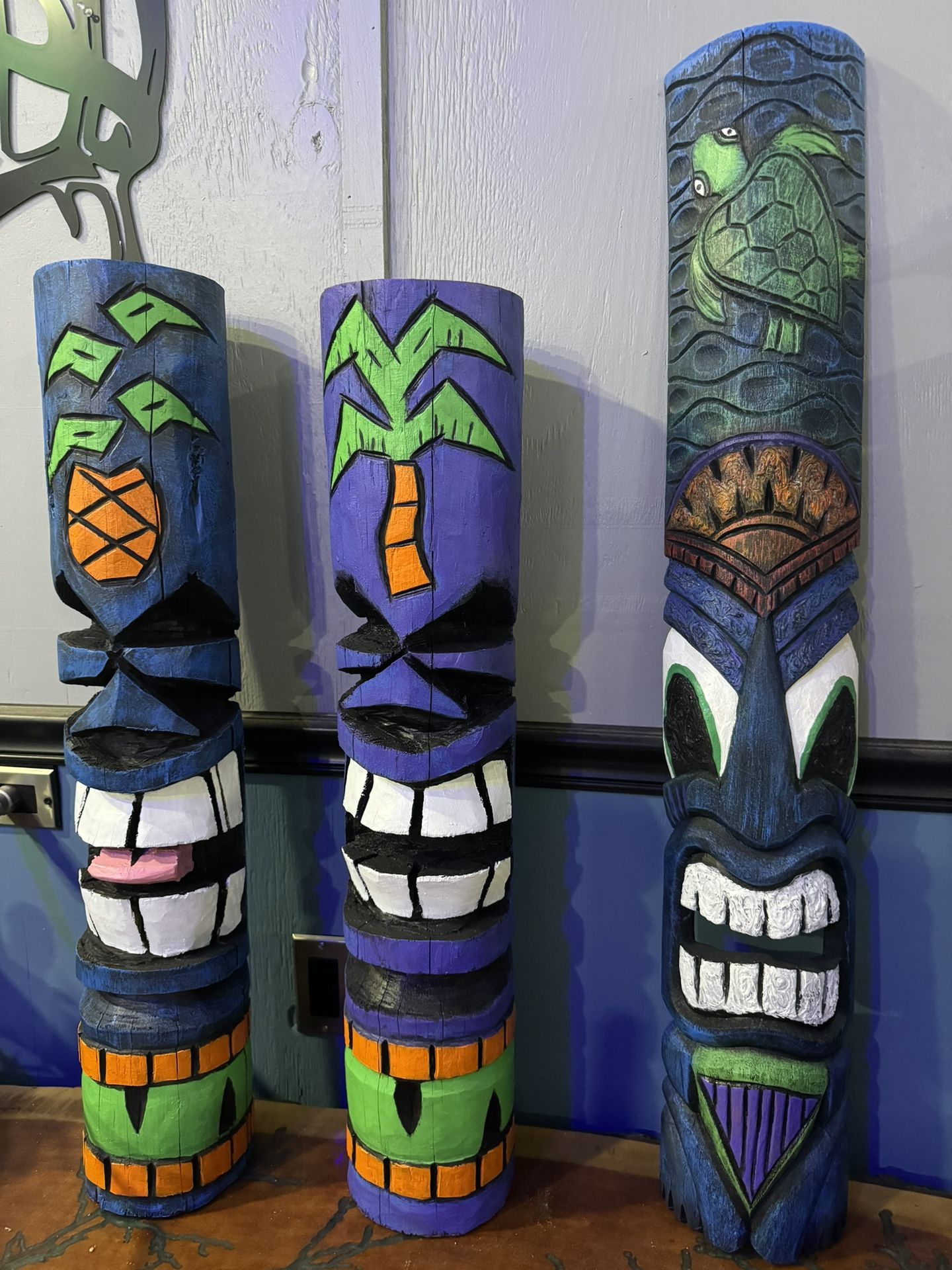 Tikis