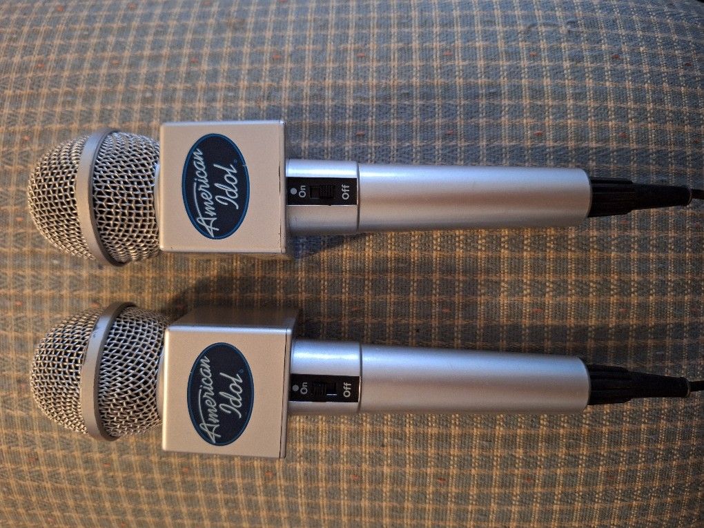Microphone