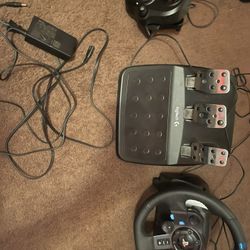 Logitech g29 steering wheel,stick shifter,Pedals