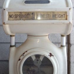 Antique 1930s Toledo Honest Scale, Not Working, Rusty
