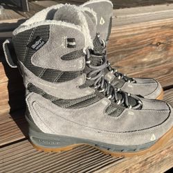 Vasque Women’s Snow Boots NEW