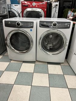 Electrolux Washer And Dryer Set( Delivery Available)