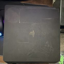 Sony PlayStation 4 PS4 500GB Black Console Wi-Fi USB 1080p NTSC CUH-1115A
