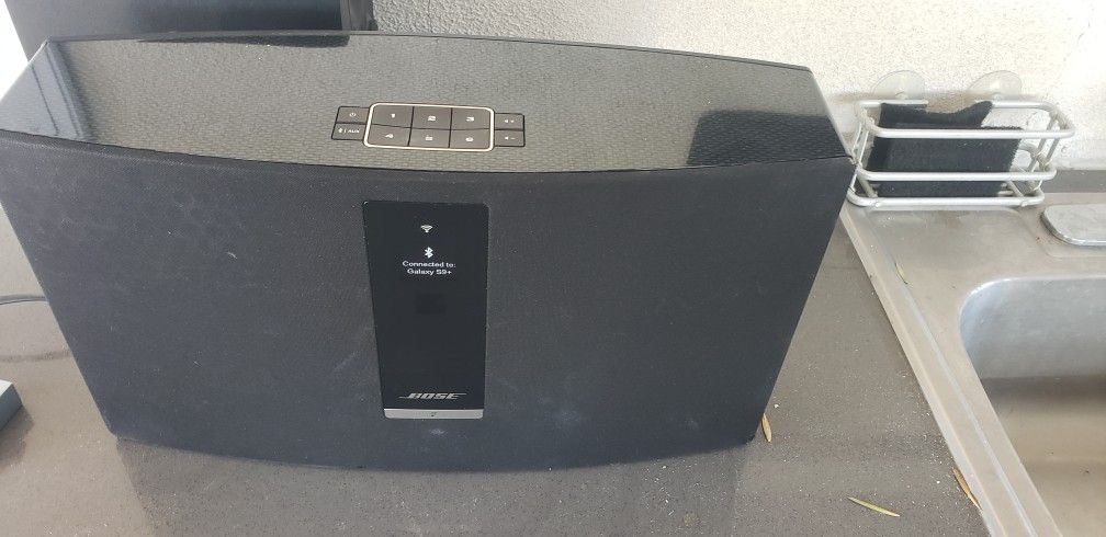 Bose SoundTouch 30 Works Great