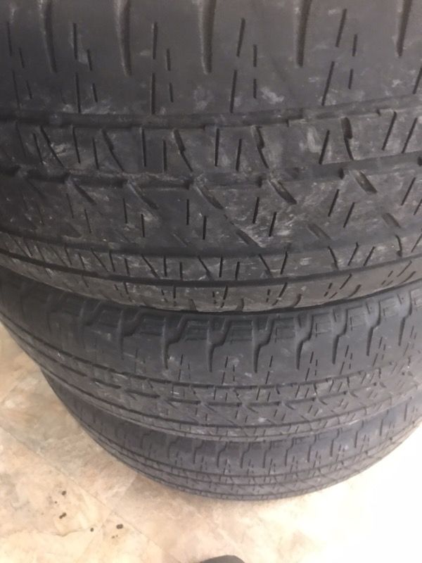 Used tires 255-55-20 Bridgestone dueler full set