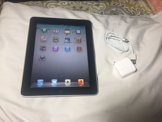 iPad 1 16gb with charger like new condition