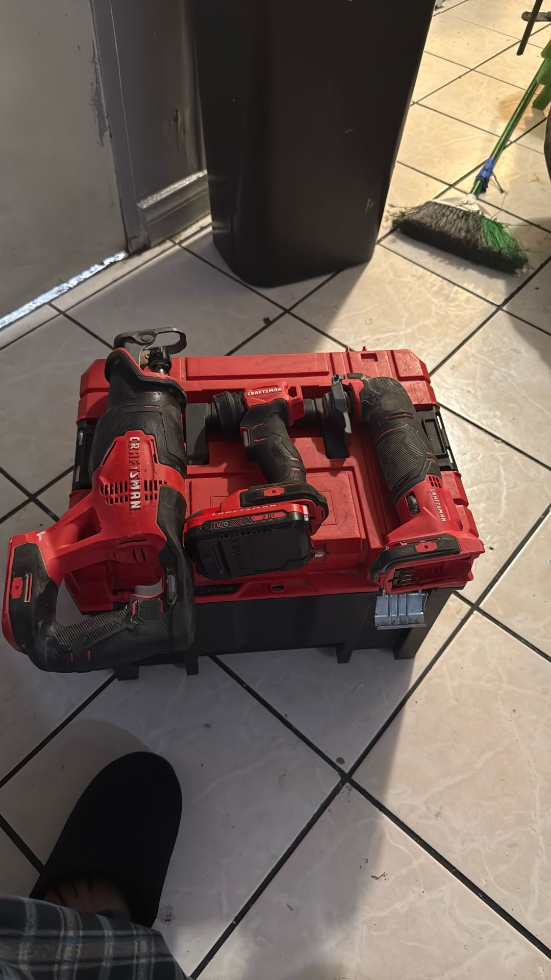 Craftsman Power Tools With A Battery, Or Make Me A Offer ???!!!!!?