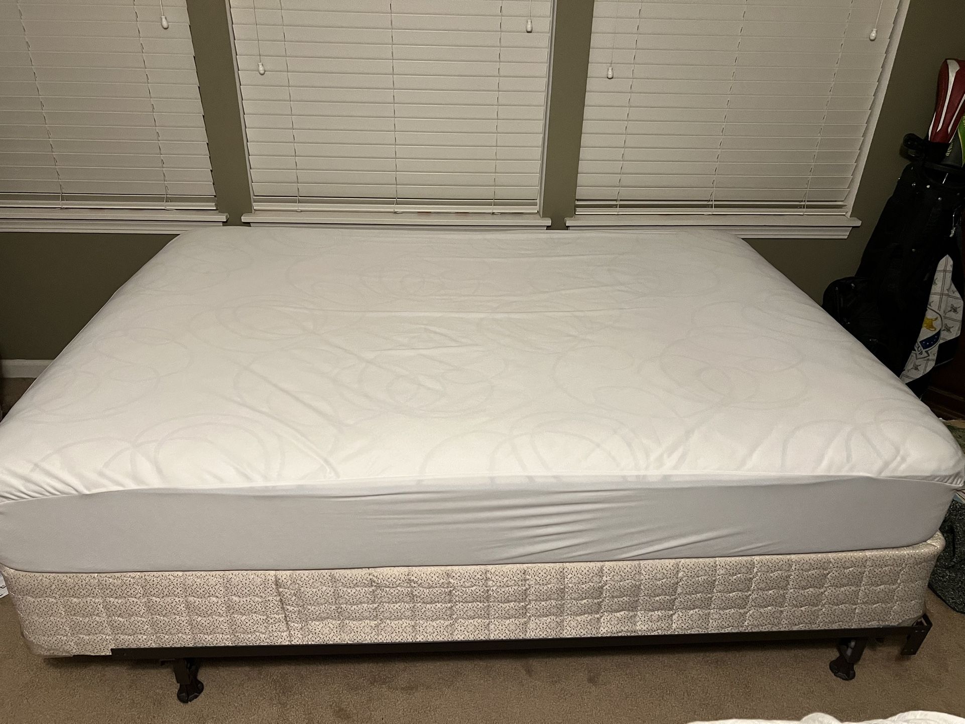 Full Size Bed
