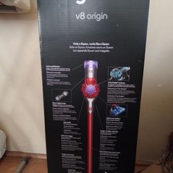 Dyson Vacuum 