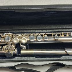 Flute - Selmer Prelude - Brand New - $399