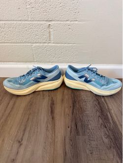 Men’s New Balance Rebel