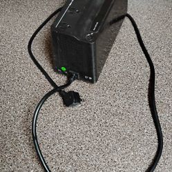 APC Back-UPS 450 BN450M 120V 6A 450VA 255W 6-Outlet Surge Protector
