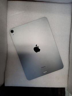 iPad Air 5th Gen 64gb WiFi- Babcock rd