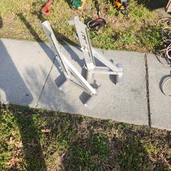Ladder Jacks 