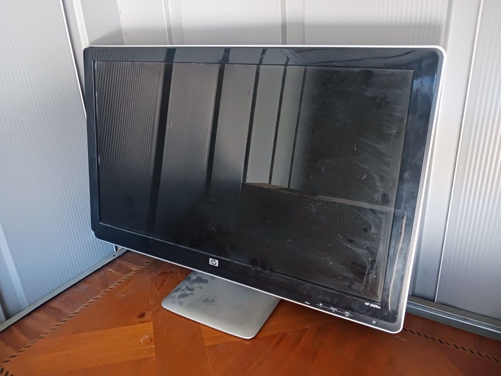 Computer Monitor 25" HP