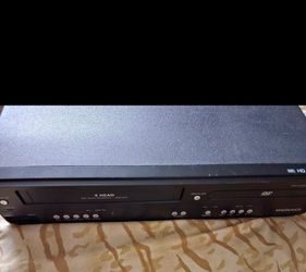 VHS& DVD player