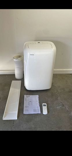 AIR CONDITIONER PORTABLE TOSHIBA NEW IN BOX,6000 BTU FOR ROOM 300 SQ FT,3IN1 COMES WITH ALL ACCESSORIES FIR ANY QUESTION TEXT ME PLEASE