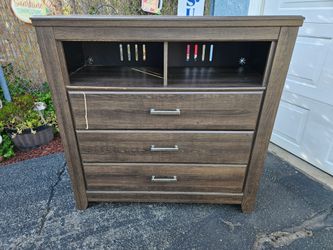 3 drawer dresser