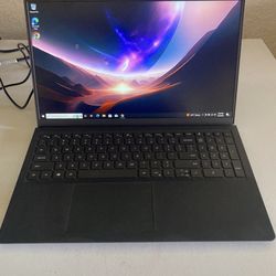 Dell Vostro Laptop With Free Dell Docking Station 