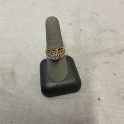 Ladies Ring Size 8