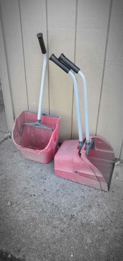 12" wide standing industrial dustbin / dustpan