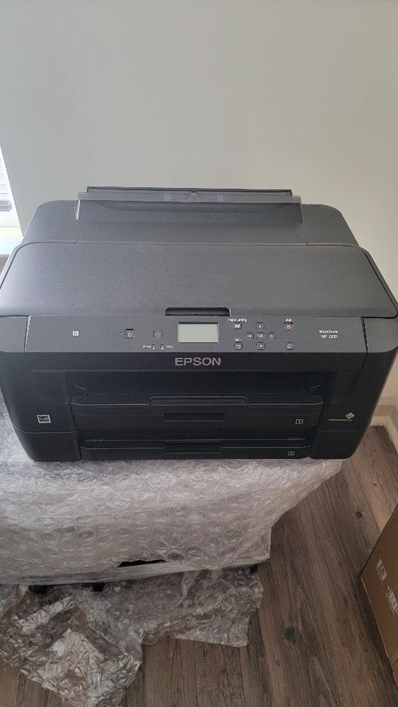 Epson WorkForce WF-7210 Wide-Format Printer