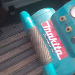 Makita Air Compressor 