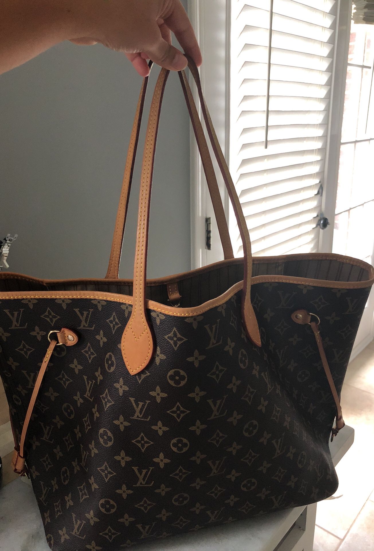 Louis Vuitton Pink denim Neverfull *authentic for Sale in Bakersfield, CA -  OfferUp