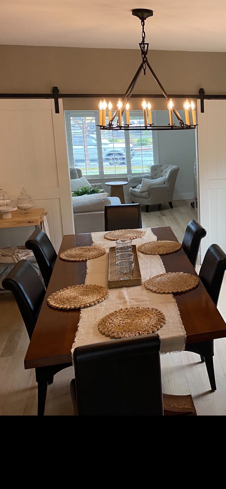 Dining room chairs - set of 6 - $300