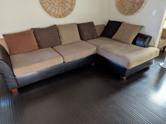 Sectional couch