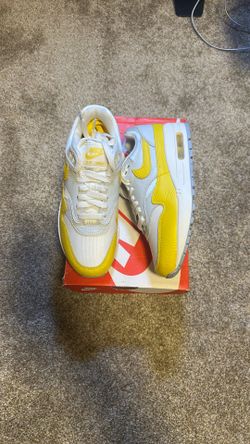 Nike AirMax 1 “Tour Yellow” Women’s Size 5.5 (4y)