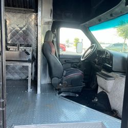 Food Truck For sale 