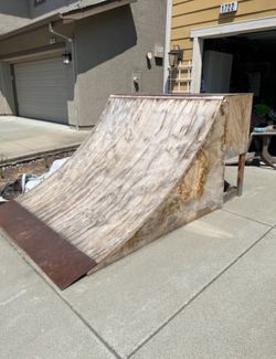 Bike/Skate Ramp 