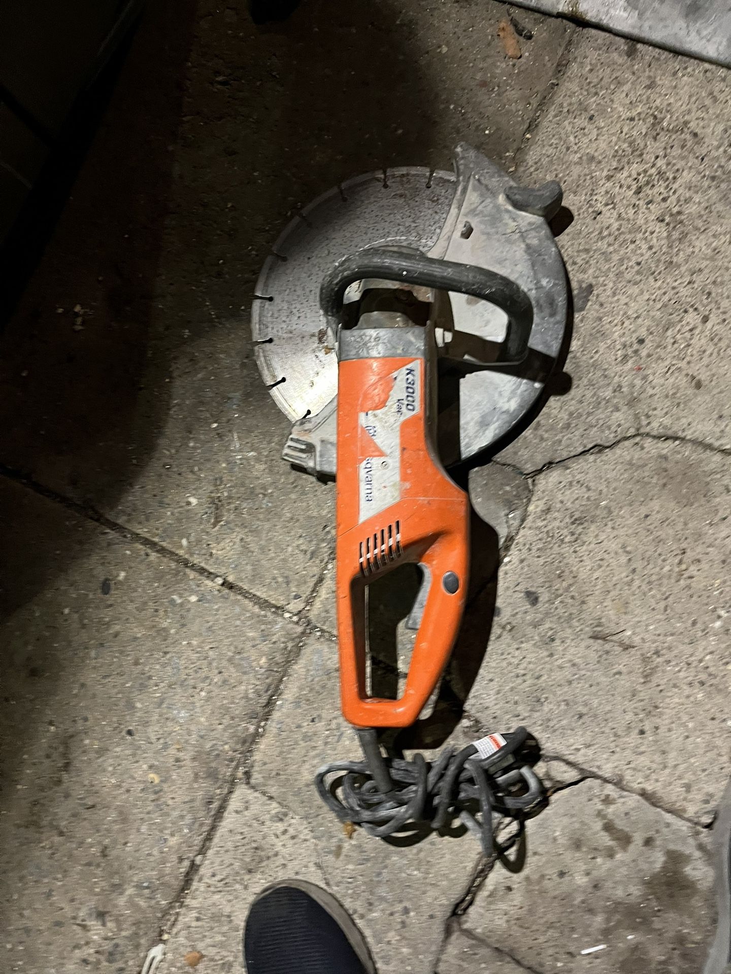 Husqvarna Electric Concrete Saw