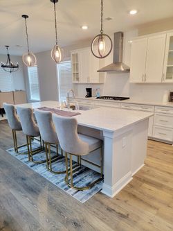 Modern Kitchen Island Chairs LIKE NEW Stylish!!