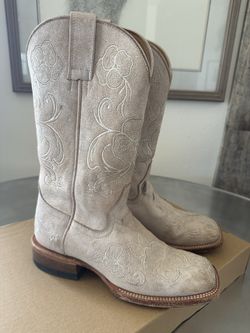 SHYANNE WOMEN'S LASY WESTERN COWGIRL BOOTS - BROAD SQUARE TOE Women’s 7