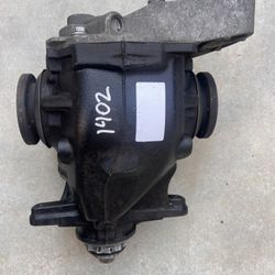 BMW E82 OEM Differential E82 E88 E90 E92