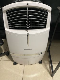 Honeywell CL30XCWW Indoor Portable Evaporative Air Cooler,