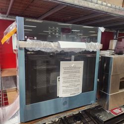 Ge 27 Inch Built In Electric Single Wall Oven Stainless Steel  New