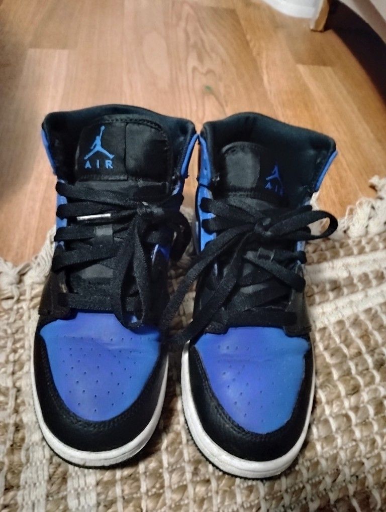 Royal blue Jordan 1